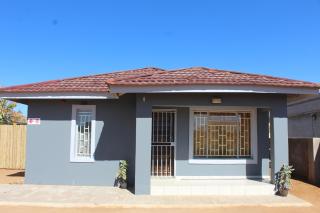 Self-catering Homes, House 1 - 7