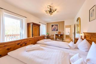 Hotel Waldgasthof Buchenhain - 9