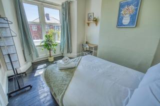 The Snackgate Stay - 1