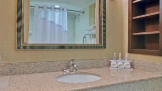 Holiday Inn Express & Suites Huntsville by IHG - 4