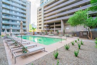 Striking 2BD - CDT- Gym, Pool, Parking - Sleep8 - Phoenix - 7