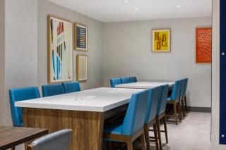 Holiday Inn Express & Suites Ottawa East-Orleans by IHG - 5