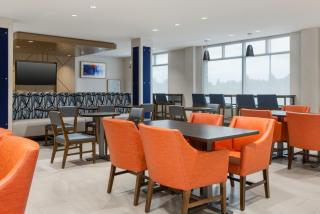 Holiday Inn Express & Suites Ottawa East-Orleans by IHG - Ottawa - 7