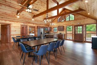 Rocky Crest Sleeps 24 Private Pool Game Room - Sevierville - 7