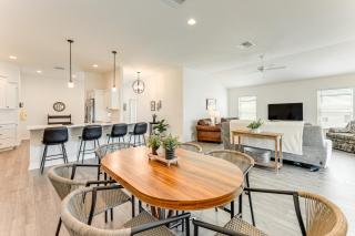 New Designer Home in The Villages Shady Brook - 8