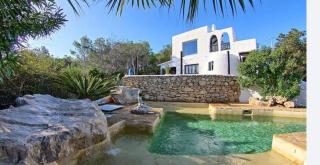 Villa Arrancia Luxury Oasis in Can Furnet Ibiza - 8