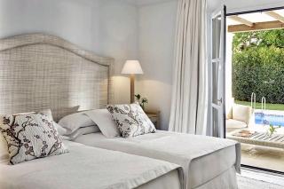 Seafront Luxury Villa with Pool and Private Garden in Costa del Sol - 7