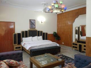 The Lodge Guest House B&B Islamabad - Islamabad - 7