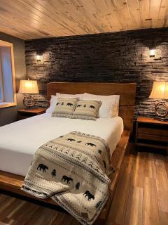 Grand Spruce Lodge - 6