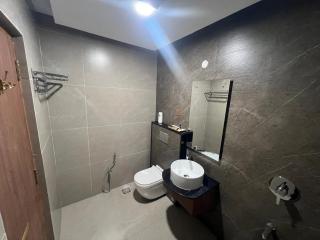 Hyders Mahal & Hotel - 5