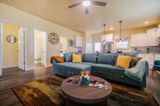 Family-Friendly 3BR w Hot Tub Games - 6
