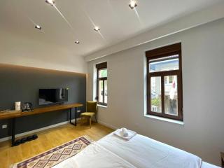 Engadin's Central Rooms in Old Town - Sarajevo - 9