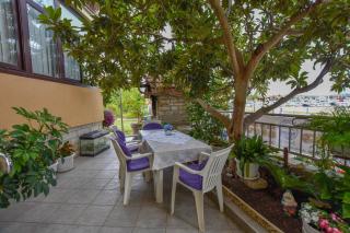 Apartment Desa - 3