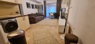 White Cozy Home - Iaşi - 1