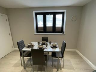 Golders Green Gem - Modern Flat - London - 4