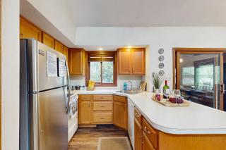Tranquil Trails Cottage - 1