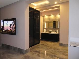 Comfort suite close to metro and airport - Riyadh - 1