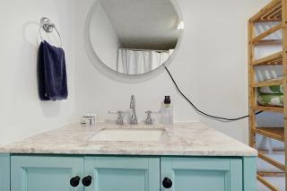 West Ashley Abode - 3