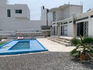 Casa sola con alberca y vista al lago - Cedro - 8