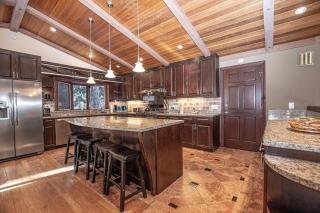 Highlands Lodge By Hauserman Rentals - 1