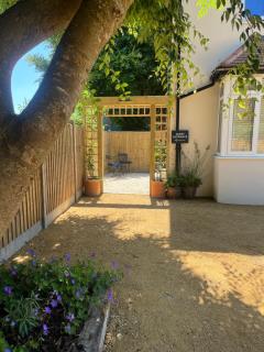 Hillhouse - Felton - 6