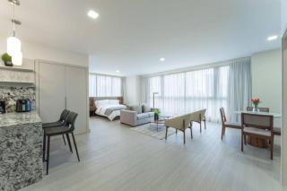 Furnished Studio with Park View - 0