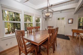 Hillhouse By Hauserman Rentals - 6