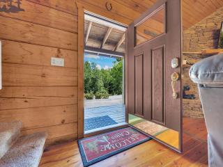 ER3 - Best of Both Worlds -Great location-Close to town cabin - Pigeon Forge - 7