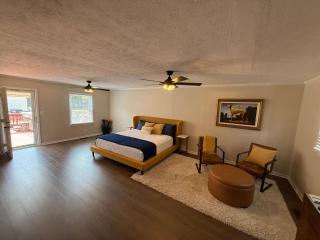 Downtown Russellville Home with Hot Tub - 8