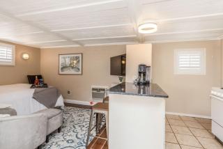 Charming private guest house with pool - Tempe - 5