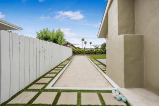 Sleeps 11 Wine Trail Fire Pit Bocce & Trampoline - 8