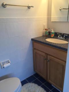 Welcome To Your Dream Vacation Rental In The Heart Of Peahala Park, Just Steps Away From The Pristine Beaches Of The Ocean Block,, - 3