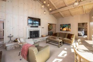 McCown Lakefront By Hauserman Rentals - 3