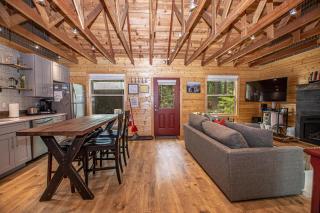 O'Brien's Den By Hauserman Rentals - 8