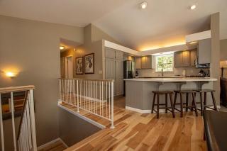 Shean By Hauserman Rentals - 8