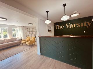 The Varsity Inn North - 2