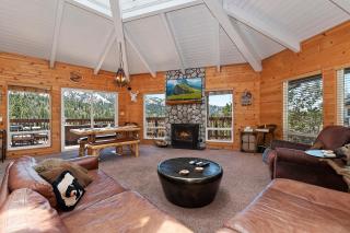 158 - Lazy Bear Lookout - Meredith Lodging - 1