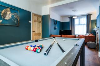 4 Bd Pool Table Long Stays - Northampton - 3