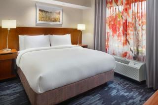 Fairfield Inn and Suites Charleston North/University Area - 1