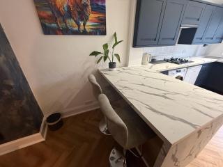 Southend Apartment With Parking, Private Garden and Beach Side Location - Southend-on-Sea - 4