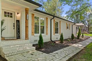 Blackwood Ridge By Bertin - 1221 Beverly Hills Dr - Clarksville - 9