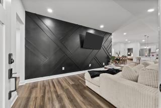 Blackwood Ridge By Bertin - 1221 Beverly Hills Dr - Clarksville - 4