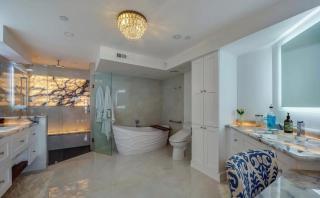 Oceanfront Three-Bedroom Condo with Direct Beach Access - 6
