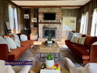 Honeypot Farmhouse - Lux Family Retreat at Okemo - Bromley - 0