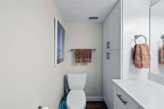 Charming Two-Bedroom Gulf-Front Condo - Venice - 7