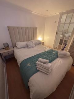 Hidden Gem Apartment - Torquay - 2