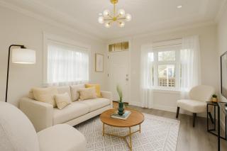 Spacious 4BD Home in Vancouver - 0