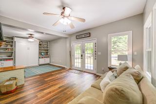 Pet-Friendly Philpott Lake Cabin Hiking and Boating - Henry - 1