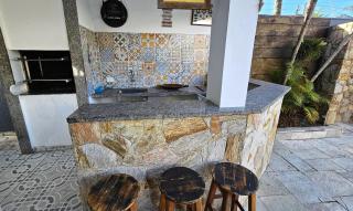 Casa com Piscina - Churrasqueira - 80m da Praia - 6