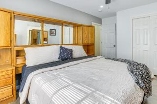 7 Mi to Dtwn Houston Family Home with Patio and Yard - 1